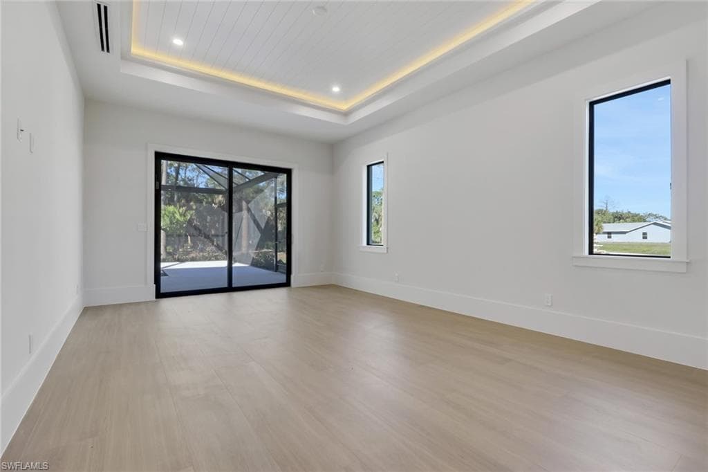1109 15th ST SW-14