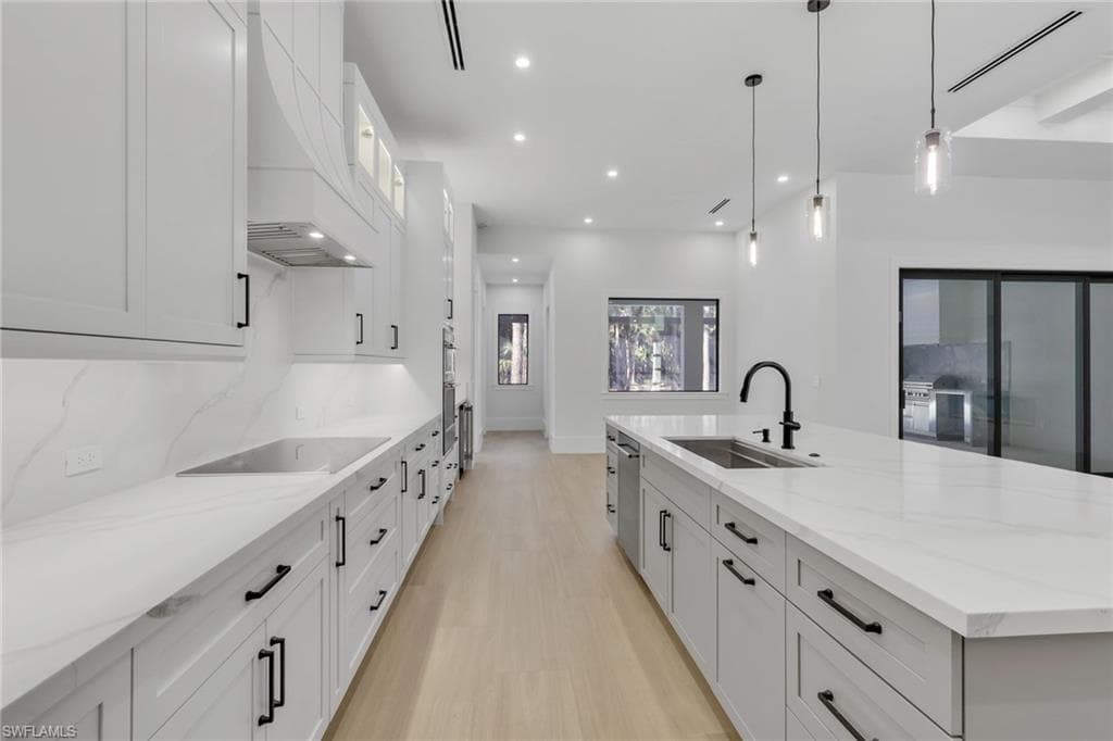 1109 15th ST SW-8
