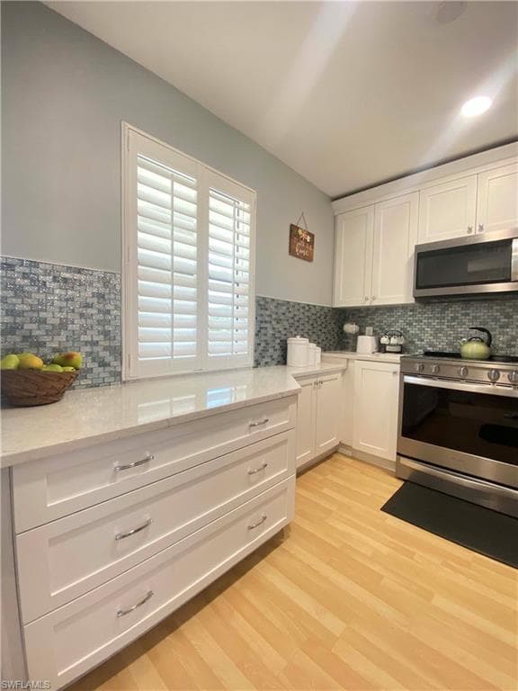 1624 Pine Valley DR 302-3
