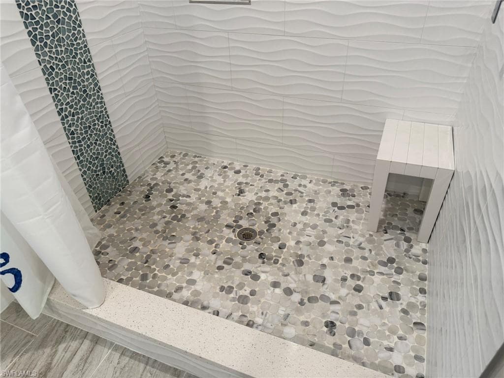 4511 Bartlett PKWY-23