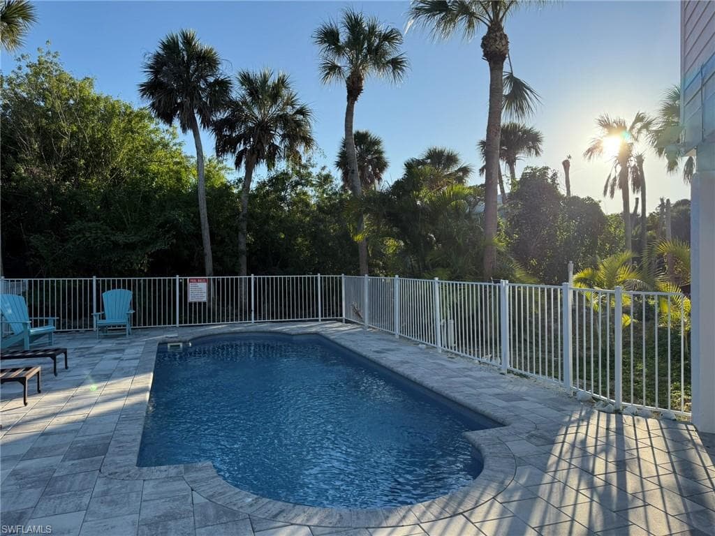 4511 Bartlett PKWY-13