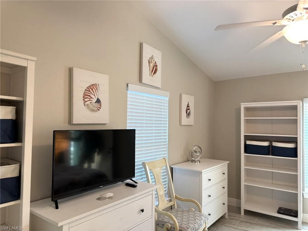 4511 Bartlett PKWY-25
