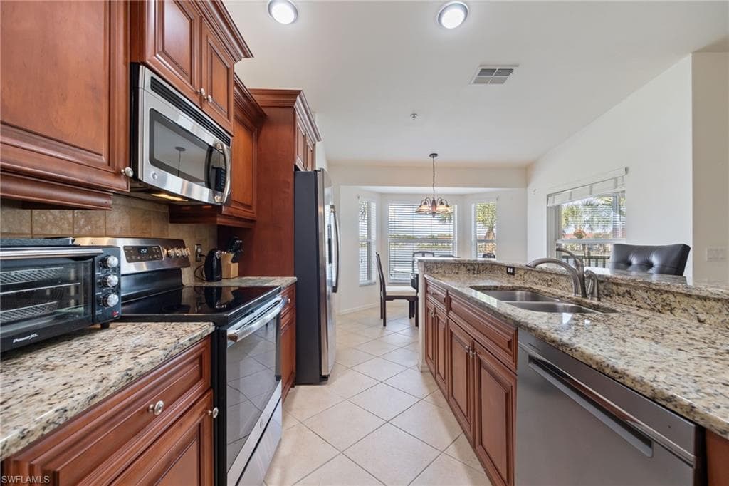2770 Cypress Trace CIR 2425-10