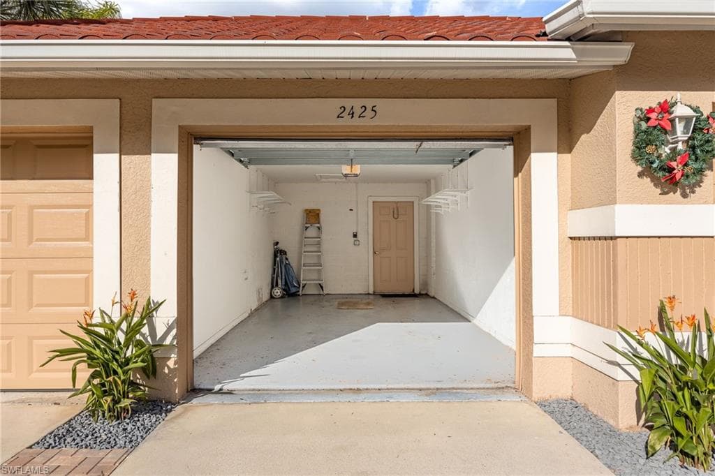 2770 Cypress Trace CIR 2425-4