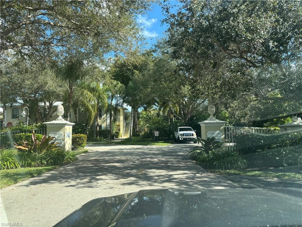 1270 Shady Rest LN 403-3