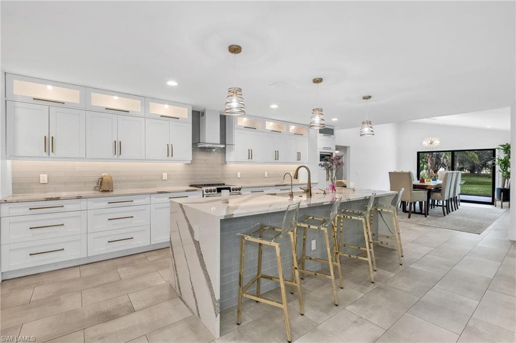 6659 Livingston Woods LN-8