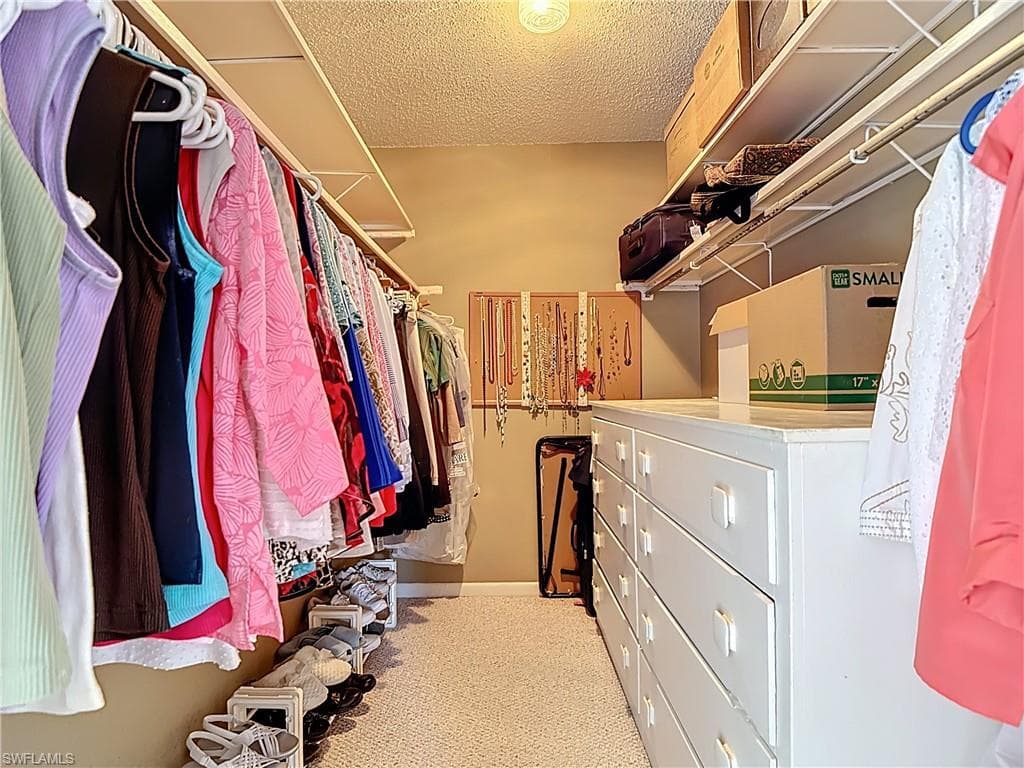 7077 Quail Run CT E 16-22