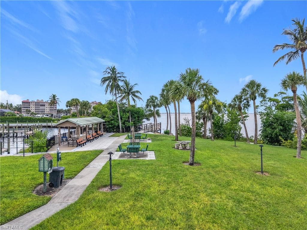 7077 Quail Run CT E 16-33