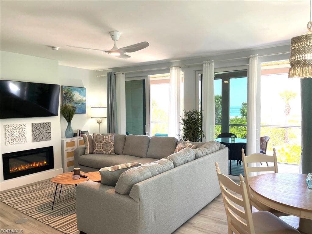 640 Gulf LN 3-9