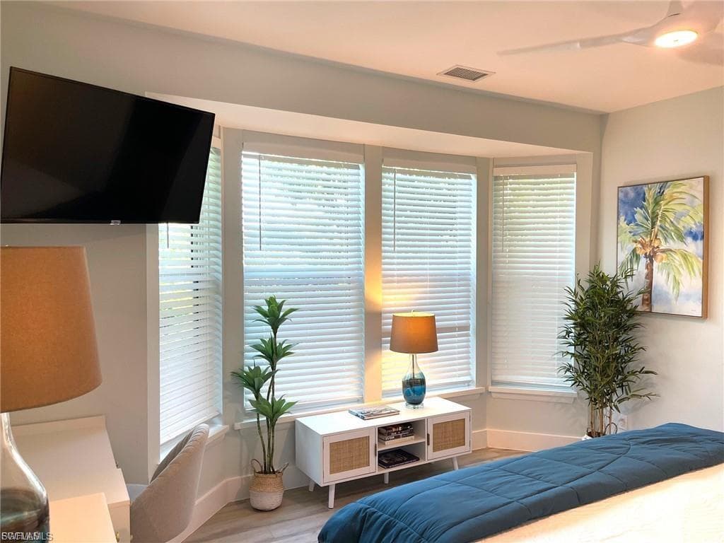 640 Gulf LN 3-32