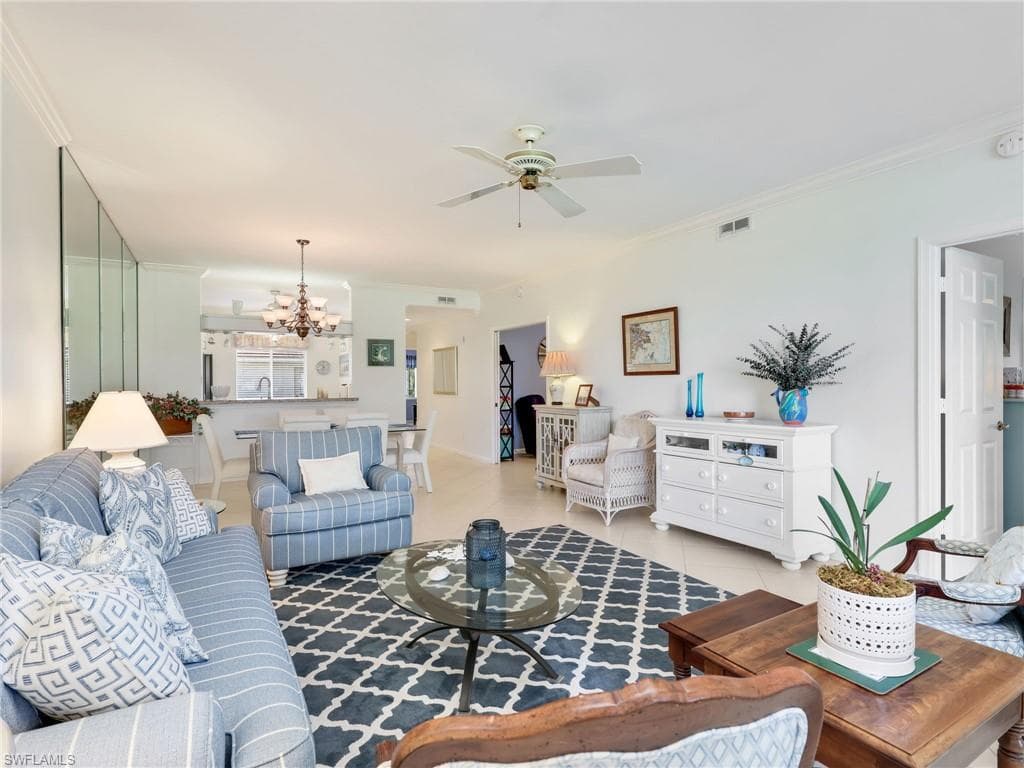 725 Saratoga CIR A101-17