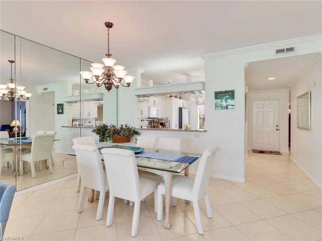 725 Saratoga CIR A101-12
