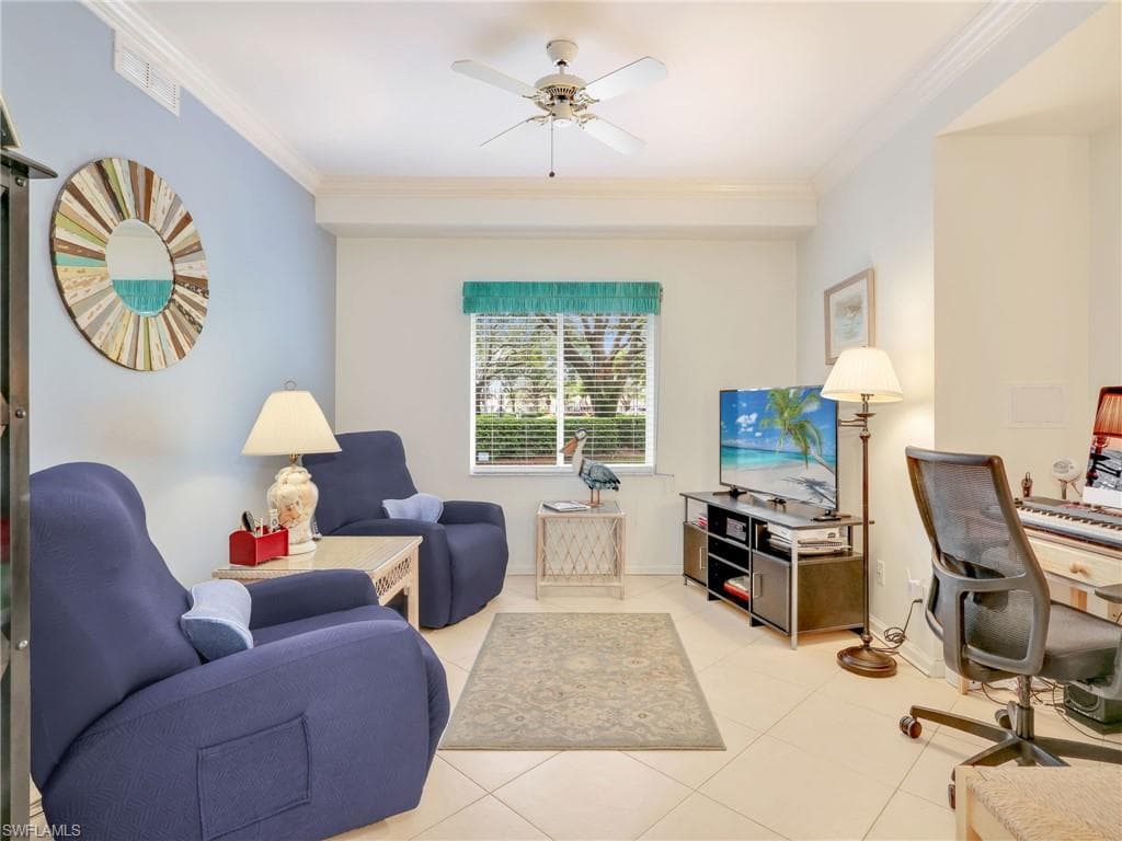 725 Saratoga CIR A101-22