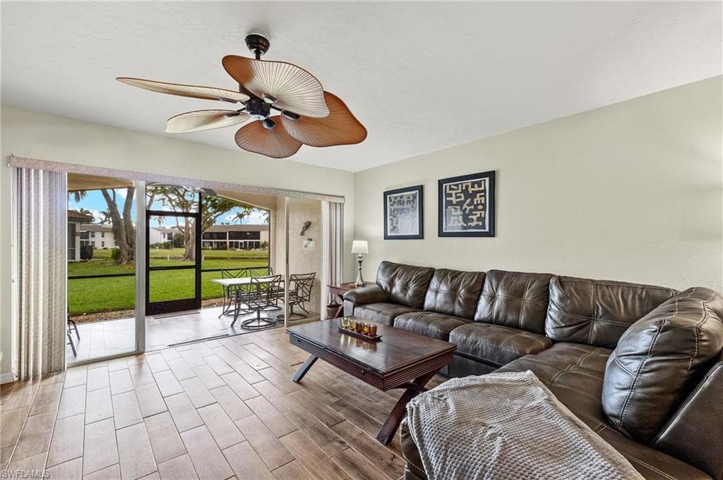 11921 Seabreeze Cove LN 107-5