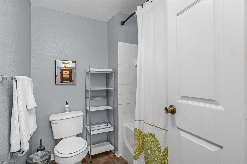 23500 Walden Center DR 303-18