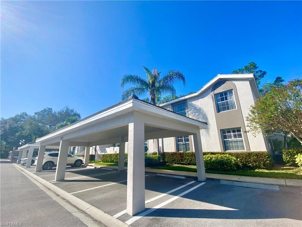 3745 Fieldstone BLVD 107-2