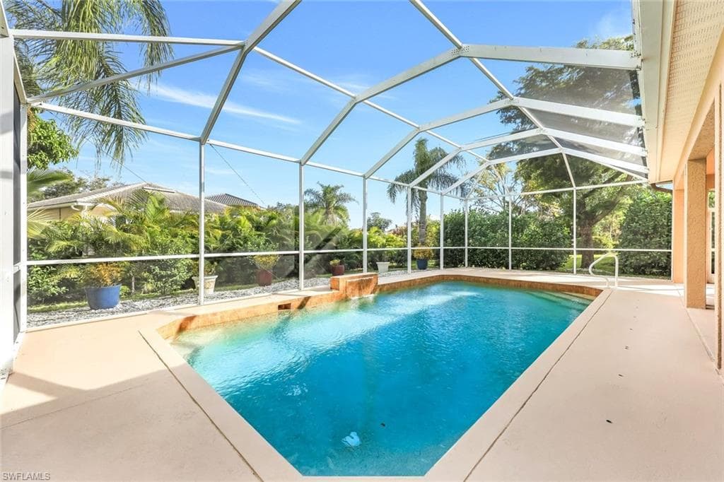8493 Laurel Lakes BLVD-27
