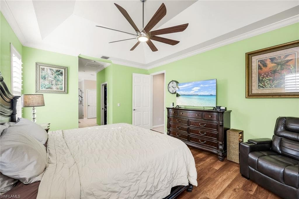 8493 Laurel Lakes BLVD-19