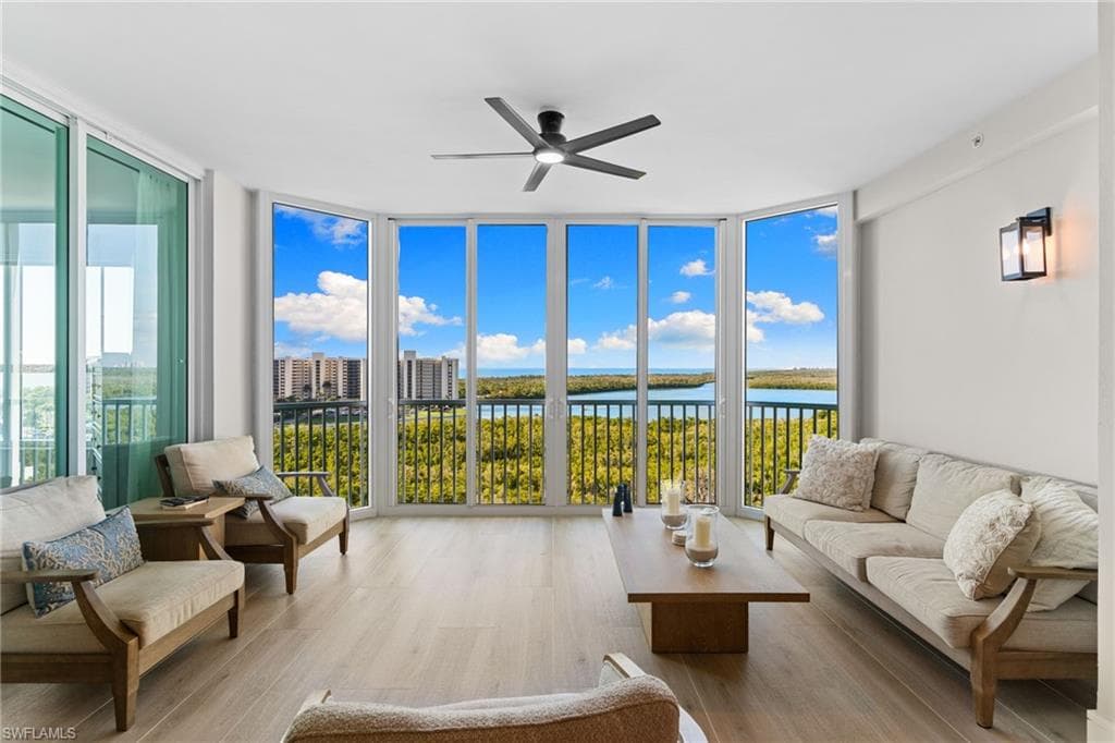 325 Dunes BLVD 904-11