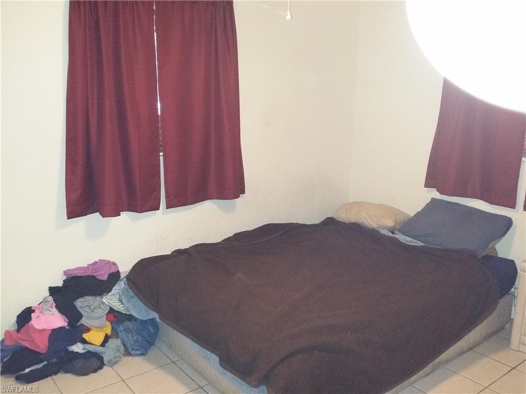 950 Lakeview DR-23