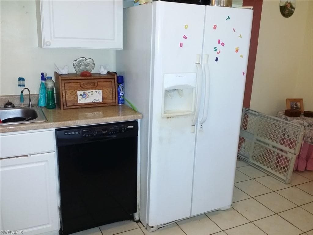 950 Lakeview DR-8