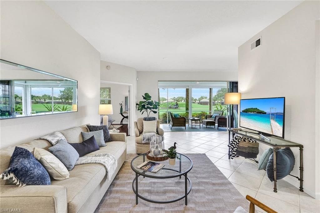 9261 Palmetto Ridge DR 102-2
