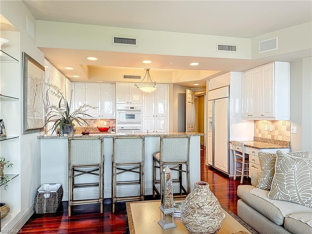 4875 Pelican Colony BLVD 1003-18