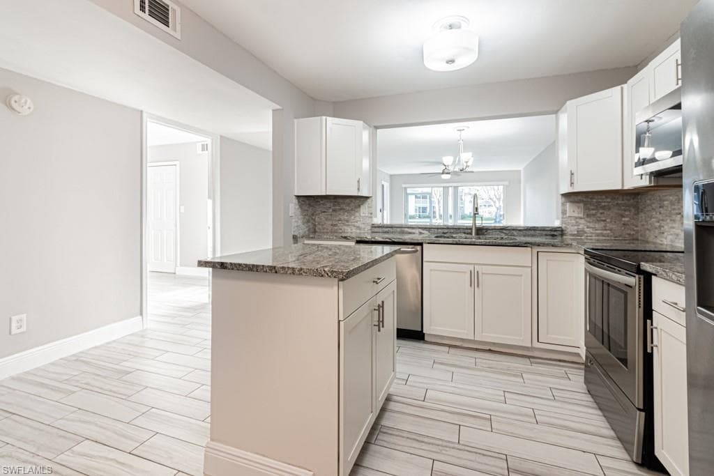 1392 Churchill CIR O101-4