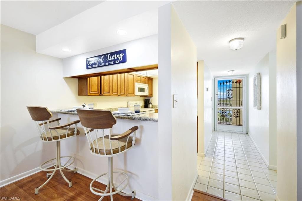 25870 Hickory BLVD 604-6