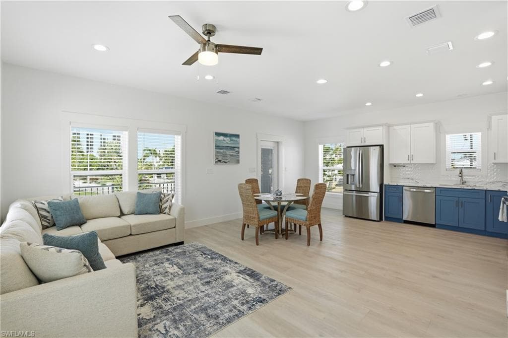 1 Fairview BLVD-6
