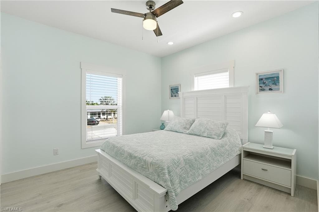 1 Fairview BLVD-14