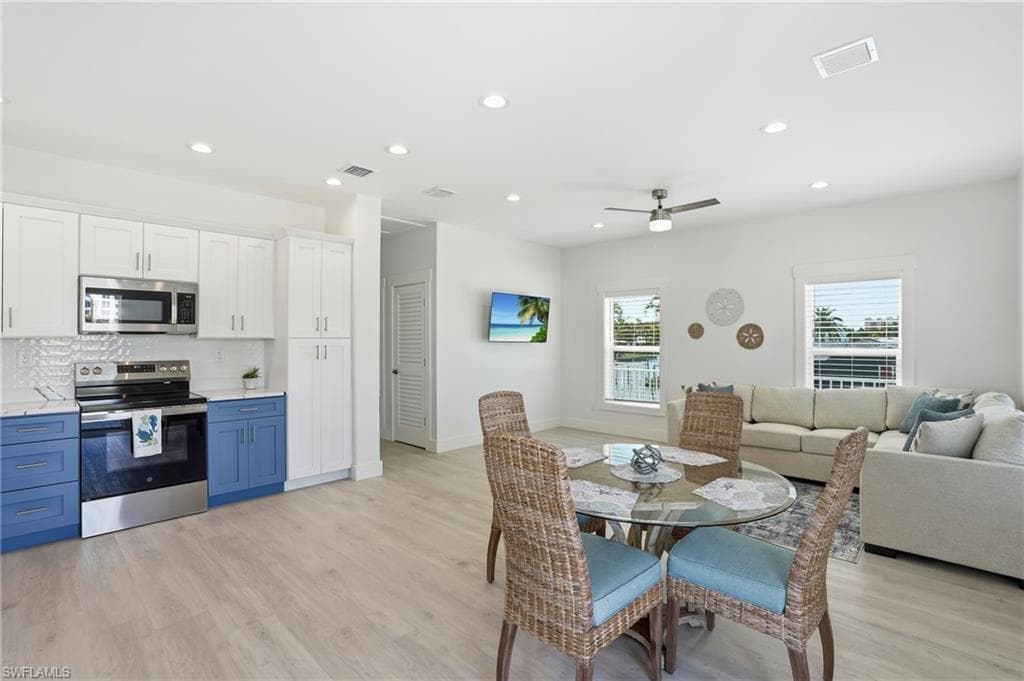 1 Fairview BLVD-11