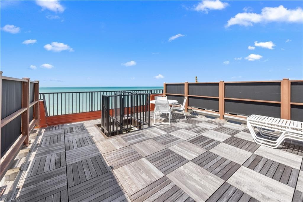 2445 W Gulf DR 45A-18
