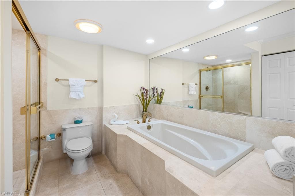 2445 W Gulf DR 45A-15