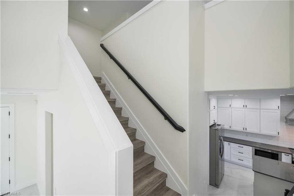 2615 Sunvale CT-20