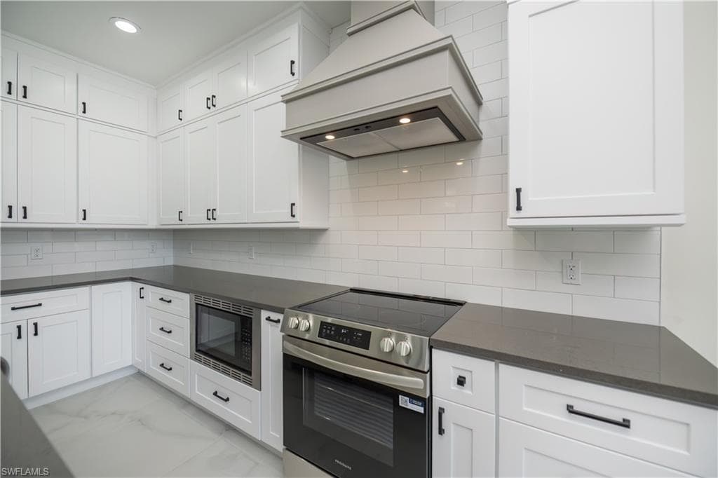 2615 Sunvale CT-14
