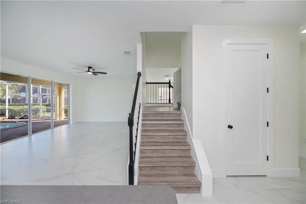 2615 Sunvale CT-19