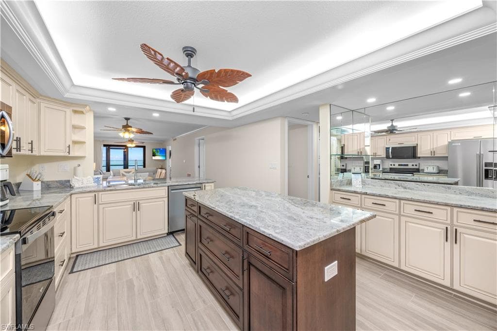 2445 W Gulf DR 4E-17