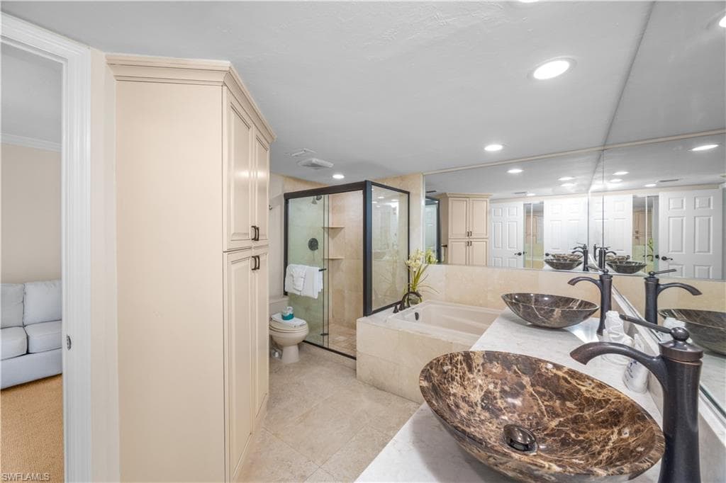 2445 W Gulf DR 44E-14