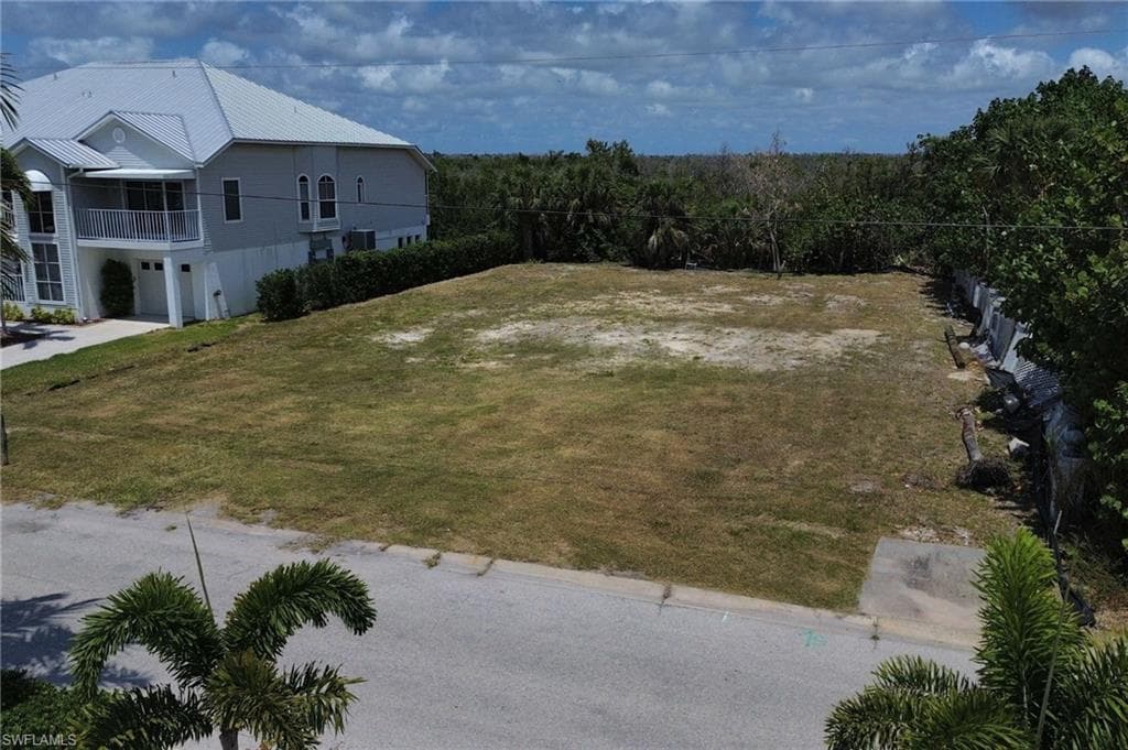12070 Siesta DR-5