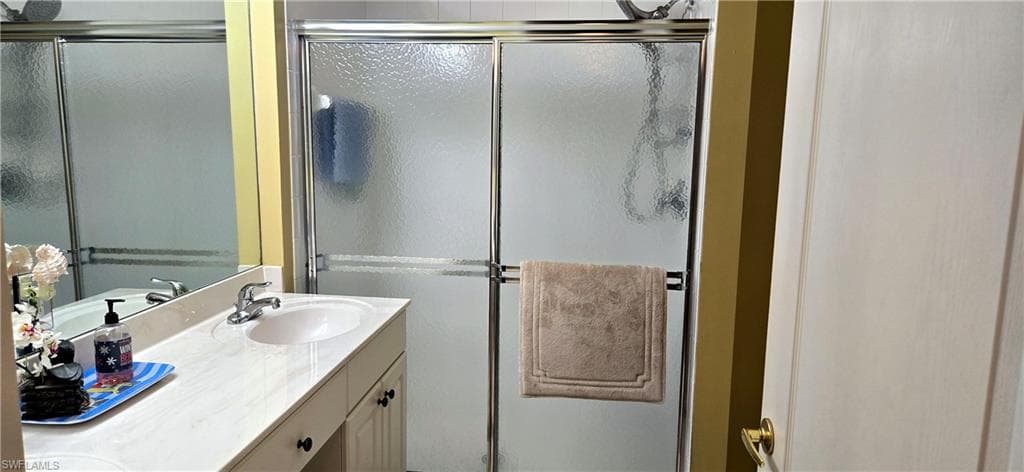 12100 Summergate CIR 203-26