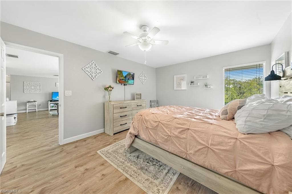 4251 Island CIR 7-16