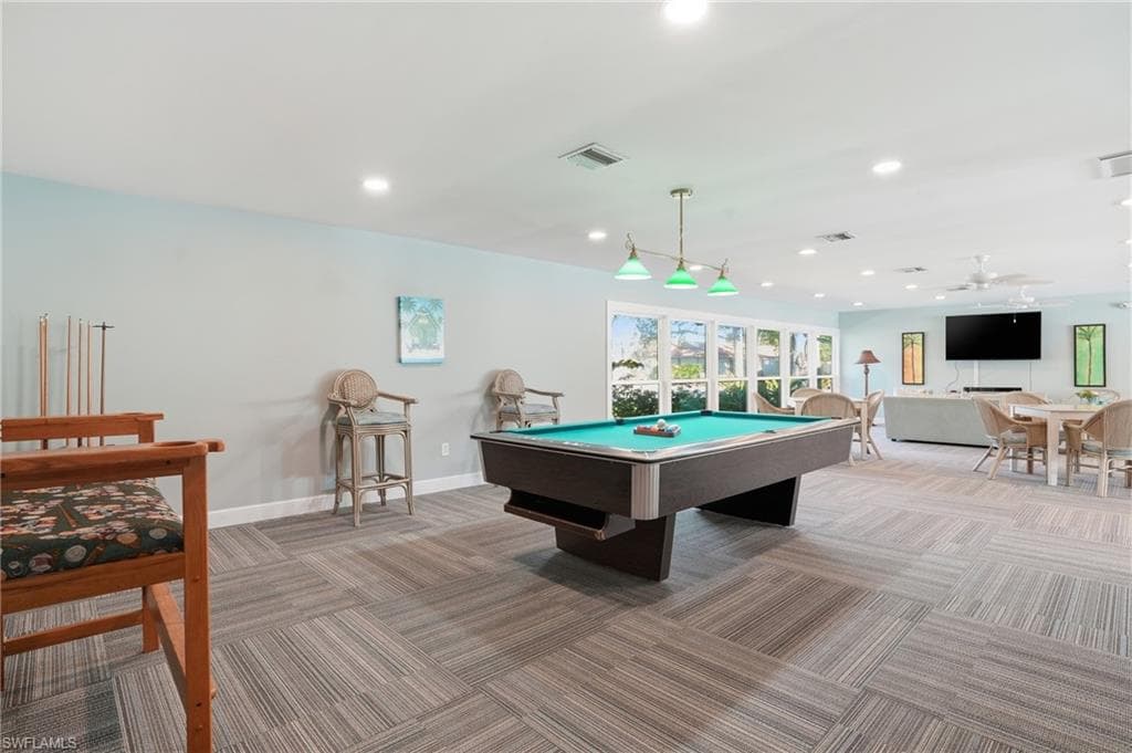4251 Island CIR 7-32