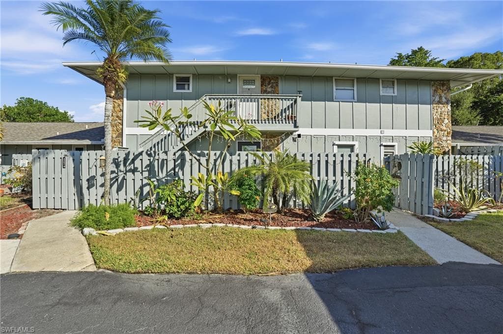 4251 Island CIR 7-1