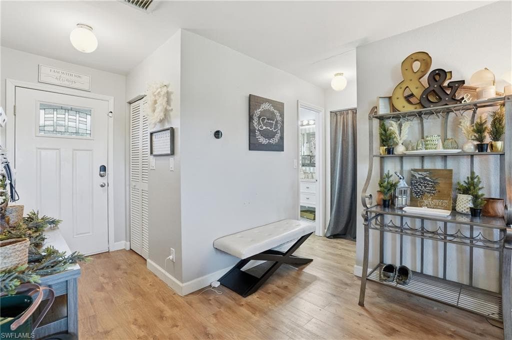 4251 Island CIR 7-9