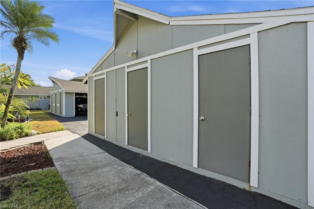 4251 Island CIR 7-29