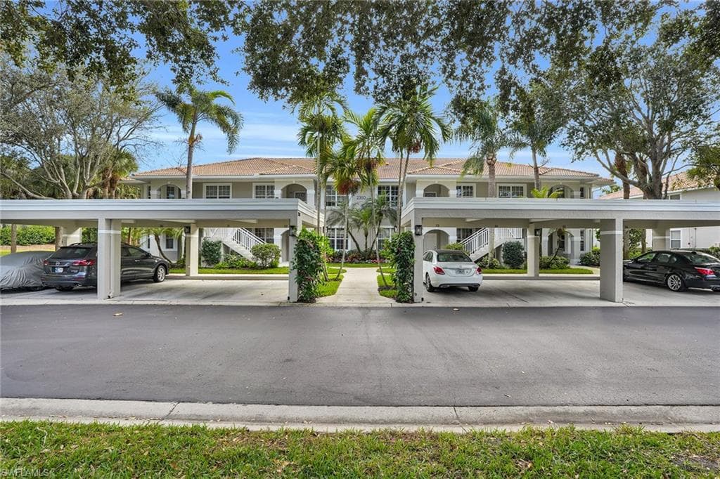2350 Carrington CT 7-202-35
