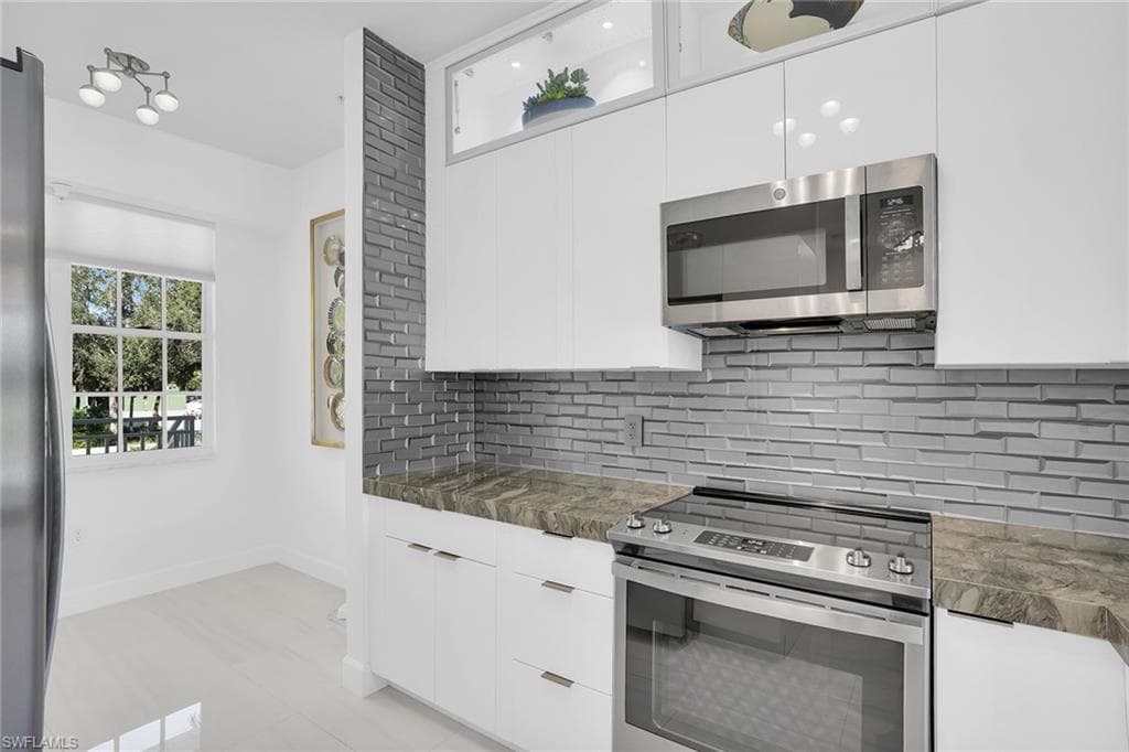 2350 Carrington CT 7-202-8