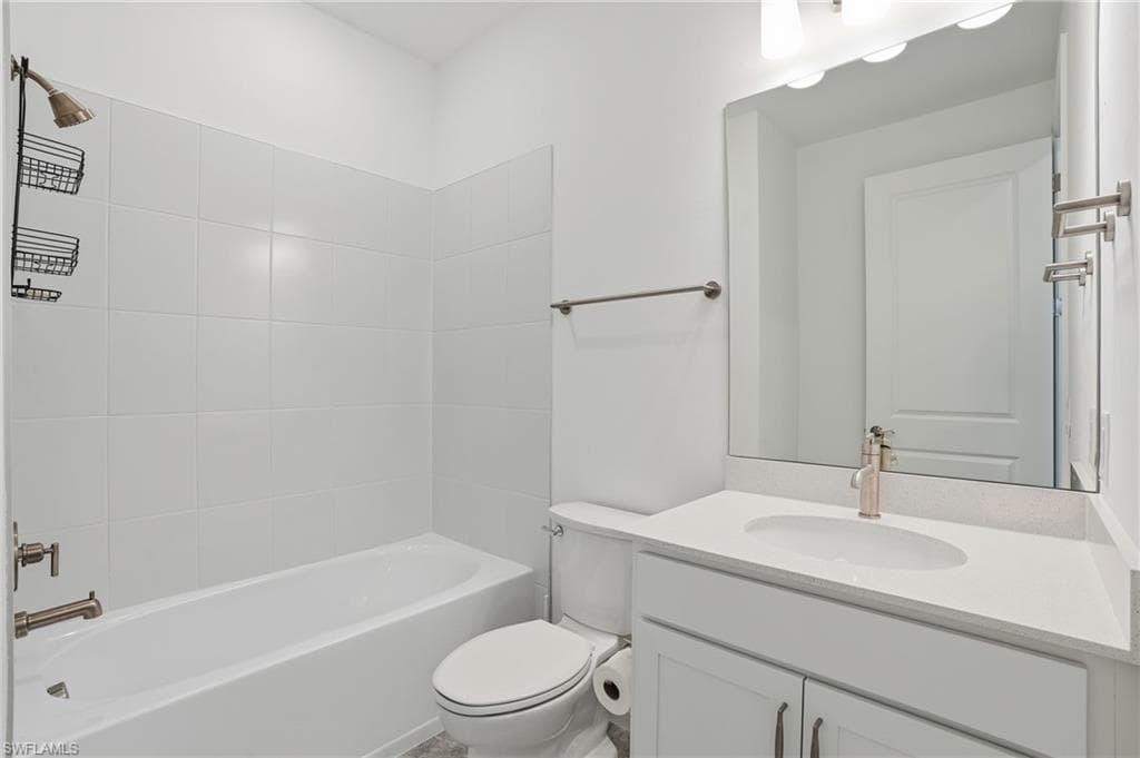 1645 Serena AVE-23