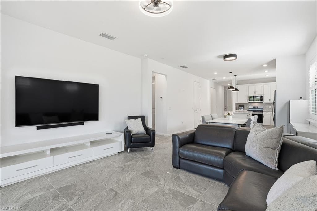 1645 Serena AVE-7